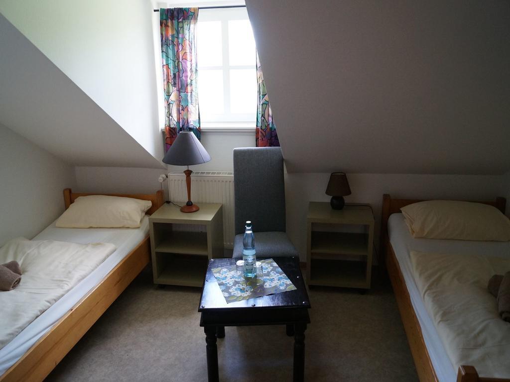 Gasthuus Ulenhoff Hotel Westoverledingen Стая снимка