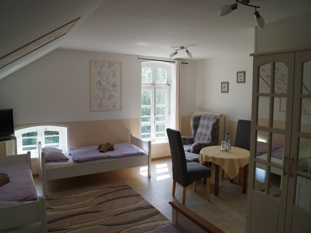 Gasthuus Ulenhoff Hotel Westoverledingen Стая снимка