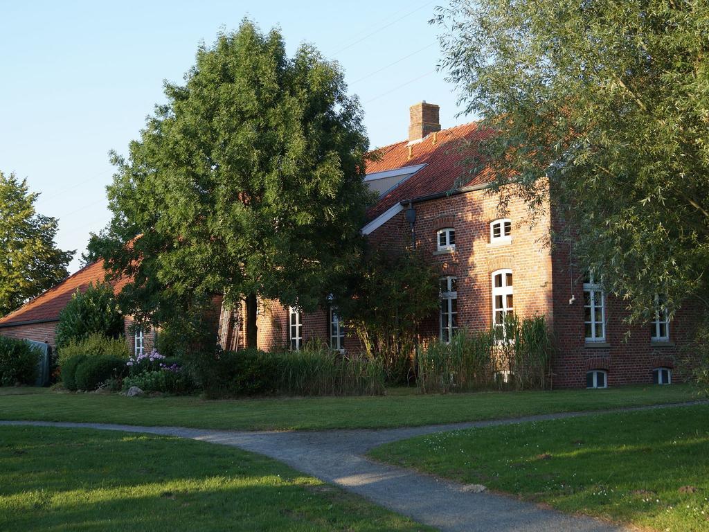 Gasthuus Ulenhoff Hotel Westoverledingen Екстериор снимка