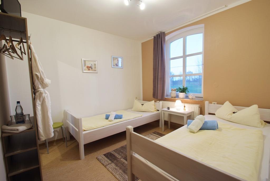 Gasthuus Ulenhoff Hotel Westoverledingen Стая снимка