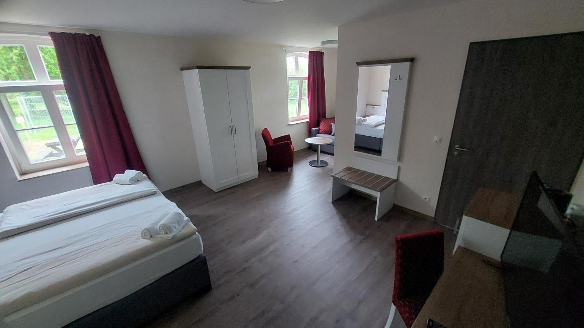 Gasthuus Ulenhoff Hotel Westoverledingen Екстериор снимка
